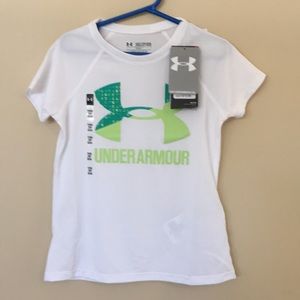 ♦️NWT Under Armour Tee , Heat Gear,Girls YXS